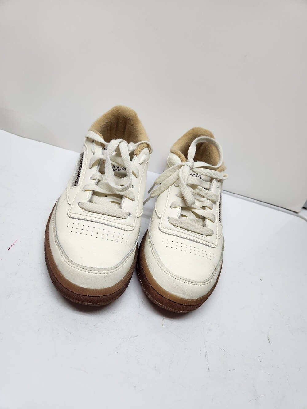 REEBOK Cream and Brown Low-Top Sneakers 7.5